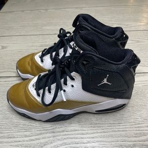 Nike Air Jordan B'Loyal White Black Gold Shoes CT1604-100 Size GS 5y
